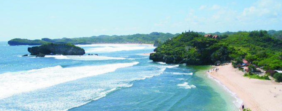Pantai Sepanjang Keindahan Pasir Putih yang Menggoda